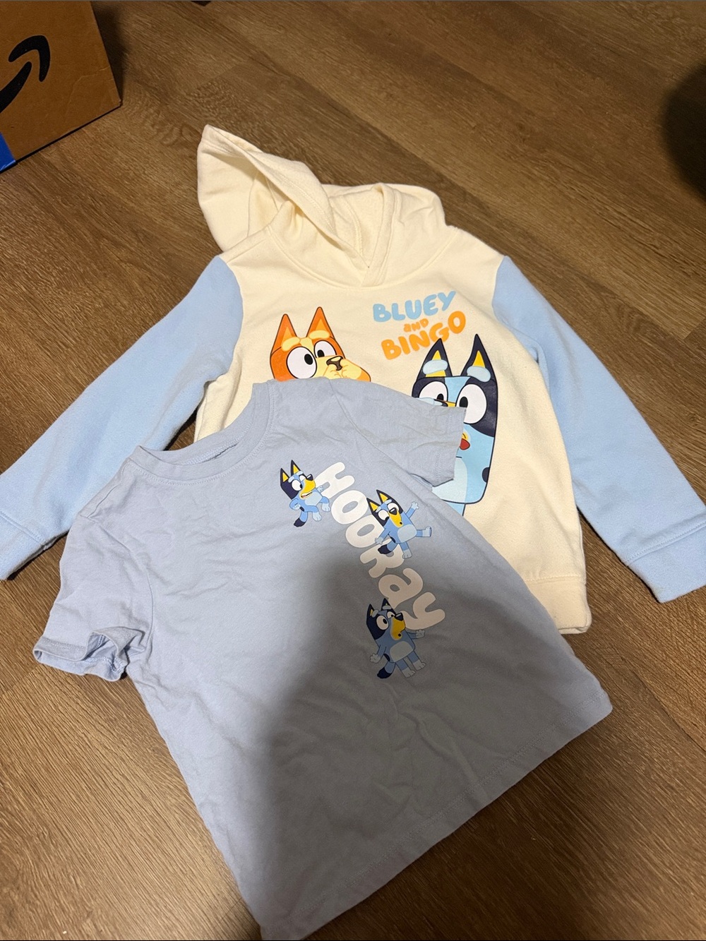 Old Navy Cream & Light Blue Bluey Hoodie and Light Blue Tee Set